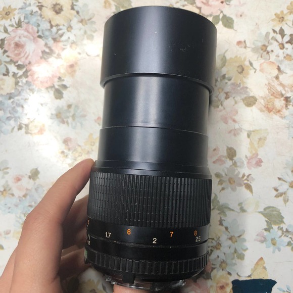 Vintage Made in Japan MD Minolta Celtic 1:2.8 135mm Lens - Picture 8 of 12